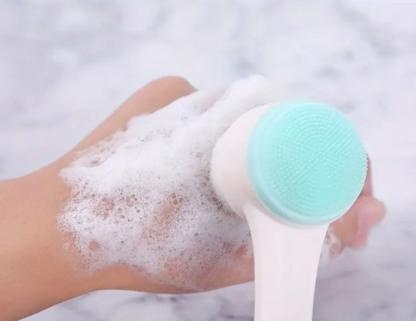 Dual-Sided Gentle Exfoliating Facial Brush