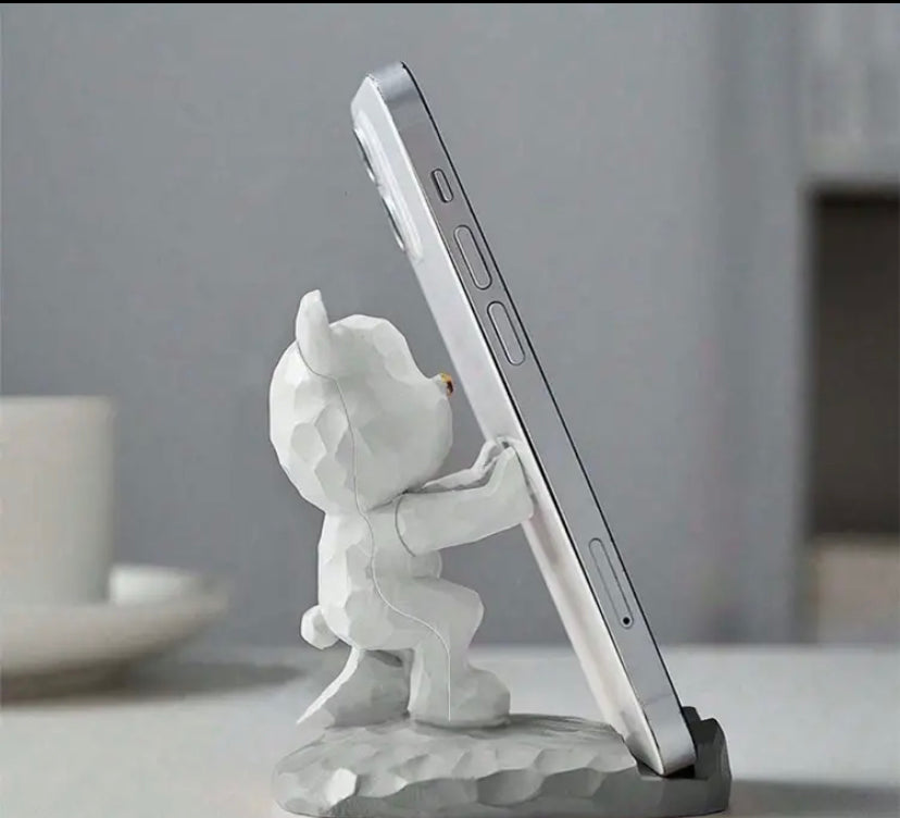 Adorable Bear-Shaped Phone & Tablet Stand